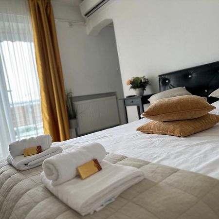 Downtown Studio By Darius Residence Bucharest Exterior photo