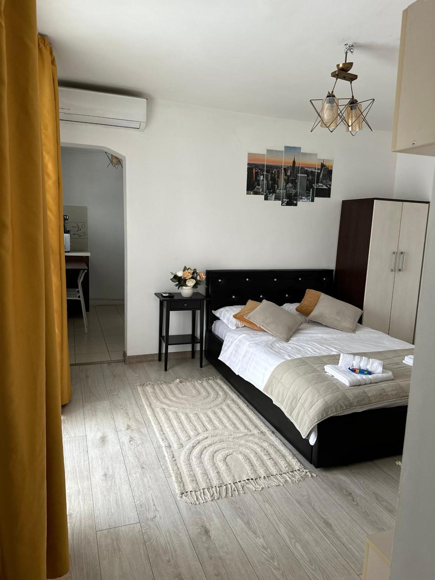 Downtown Studio By Darius Residence Bucharest Exterior photo